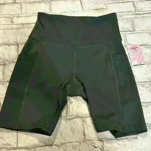 NWT Women’s Ebb & Flow Olive Green Compression Shorts Size Small
